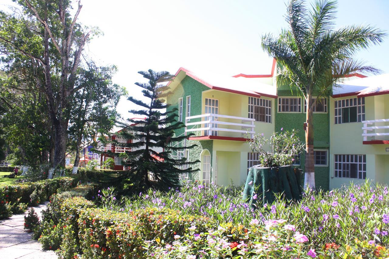 Villas Paraiso Palenque Exterior photo